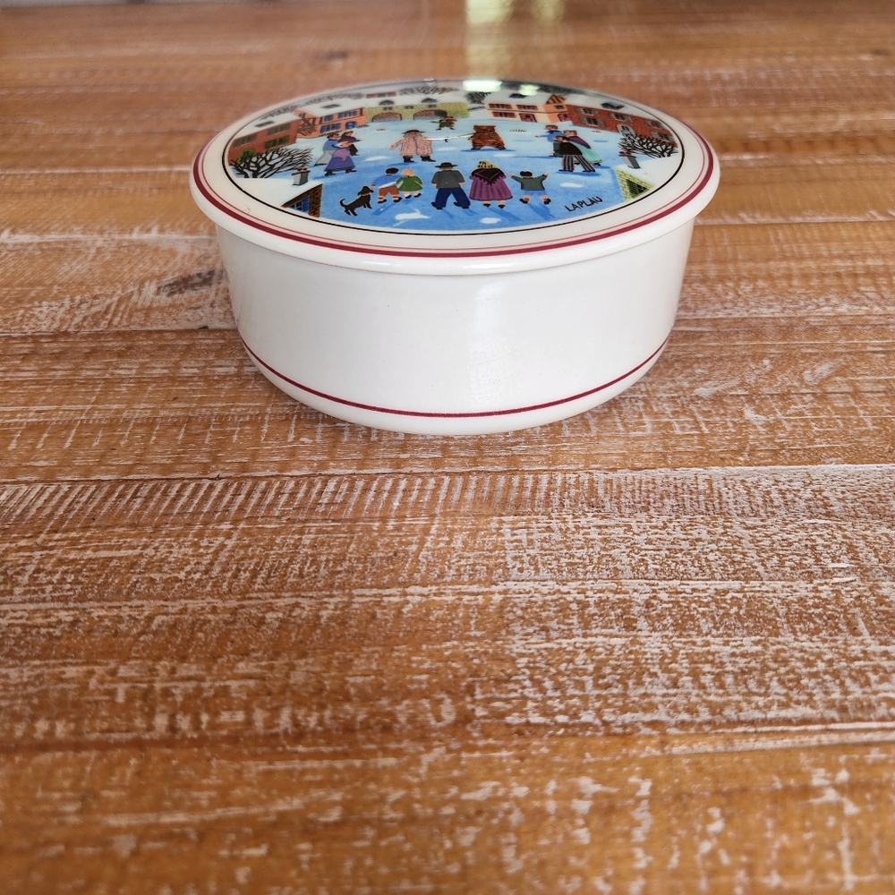 Villeroy & Boch Naif CHRISTMAS SNOW LAPLAU Scene Porcelain Trinket Box 5" - Picture 3 of 5
